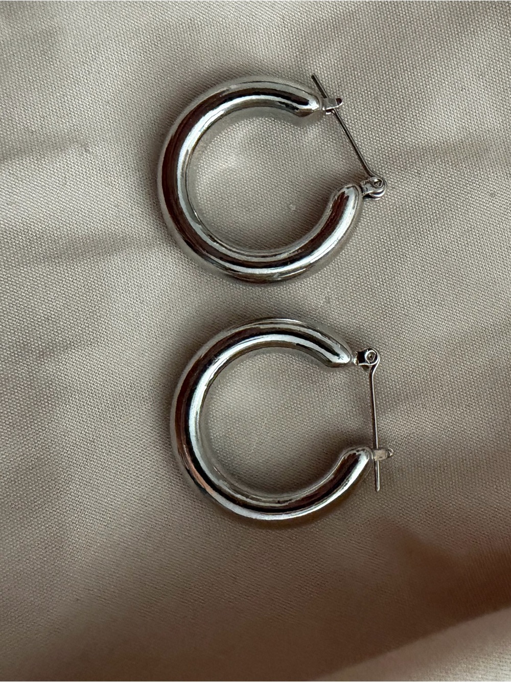 Time and Tru Polished Silver Chunky Hoop Earrings